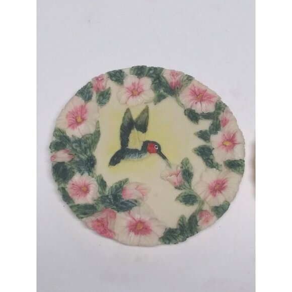 Hummingbird Plates 2 decorative Collector VTG 1997 Popular Imports 3D EUC - Picture 2 of 14